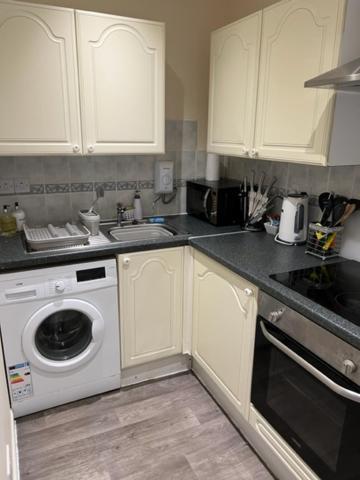 Waverley Inn Flat Инвернес Екстериор снимка